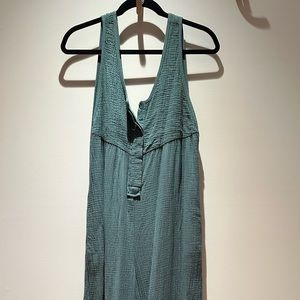 Neve and hawk (now longway) wide leg jumpsuit in sage green crepe size petite xs